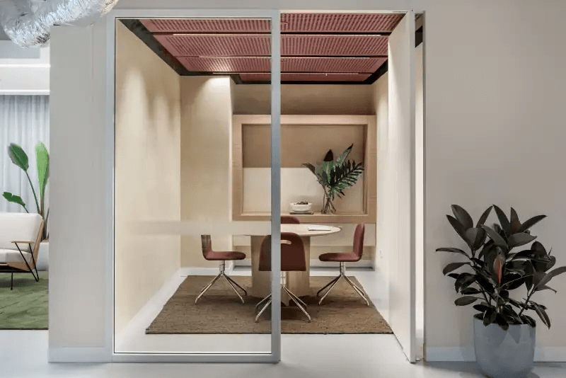 IPG commercial fitout